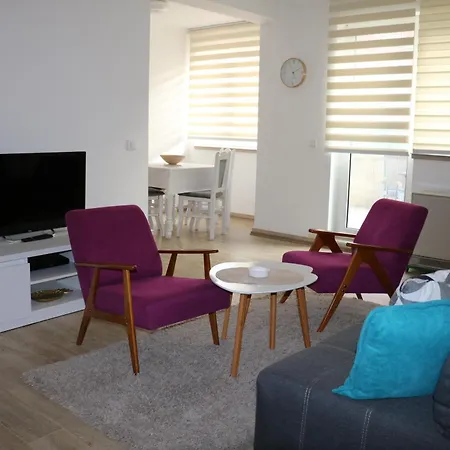 Mibor Apartment *
